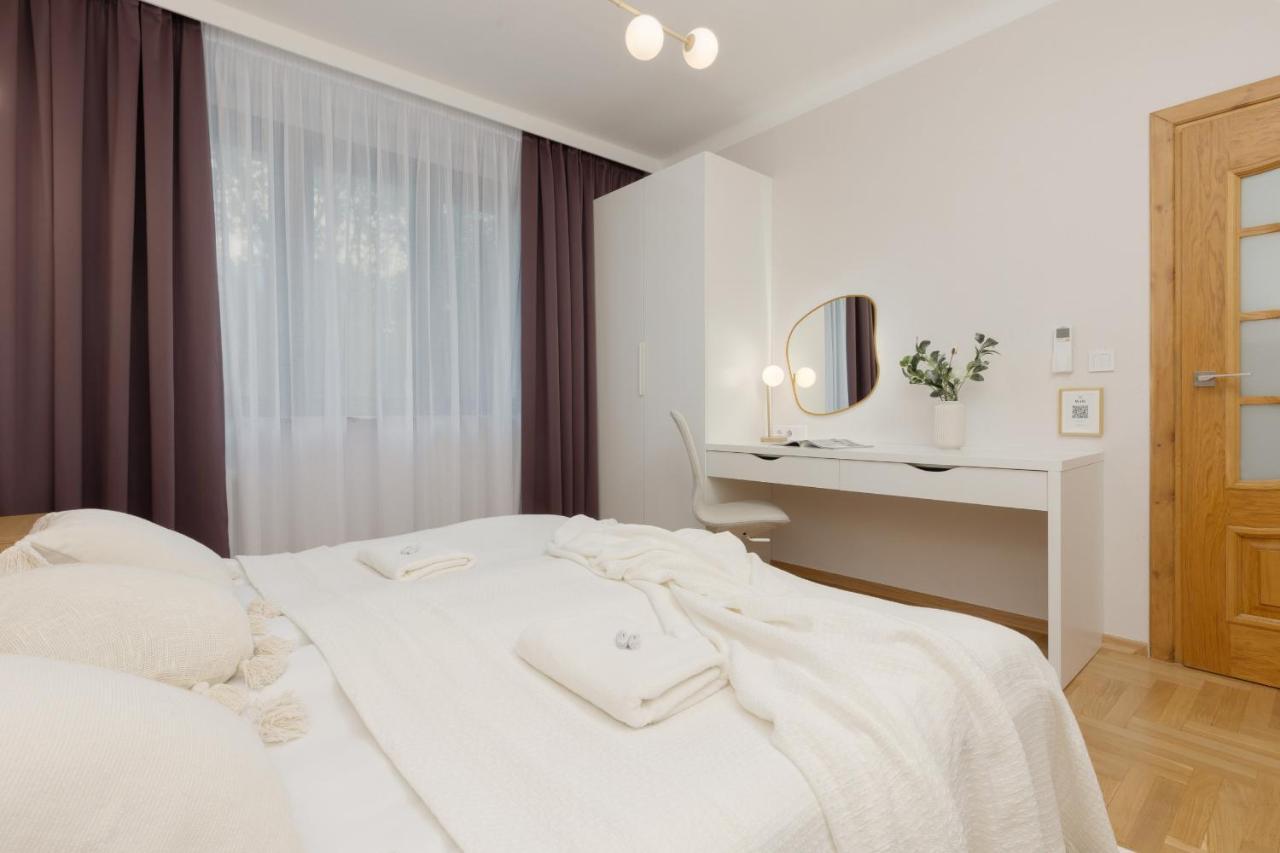 Bright Apartment Kasprzaka Warsaw Wola Near Metro Station By Noclegi Renters Εξωτερικό φωτογραφία